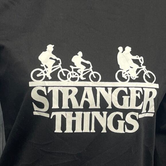 Stranger Things Womens Small Boys on Bicycles Long Sleeve Lightweight Hoodie - Picture 2 of 4